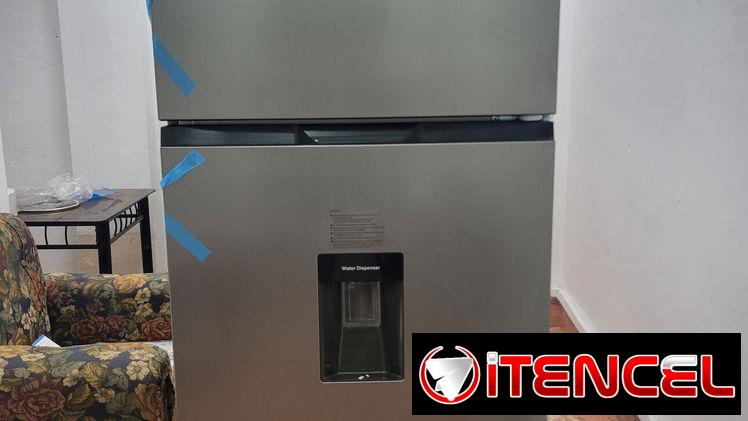 REFRIGERADOR MARCA PREMIUM 14.8 PIES CON DISPENSADOR A 750USD