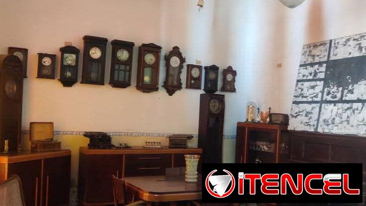 Casa colonial independiente en el corazón del Casco Histórico de La Habana Vieja, cerca del museo de Bellas Artes
