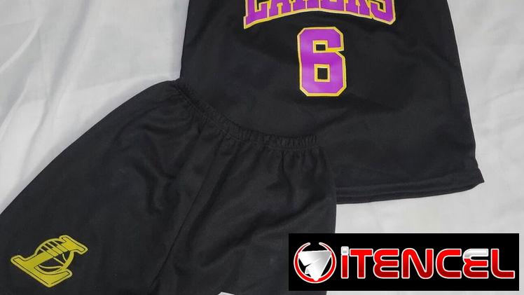 Juegos deportivos de niño