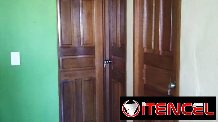Rento apto de 2 cuartos por tiempo indefinido cerca de la playa bacuranao en alamar micro x  apartir del 13 de mayo