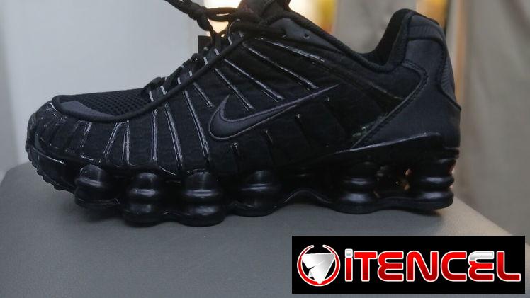TENIS DE MUELLE -NIKE SHOX