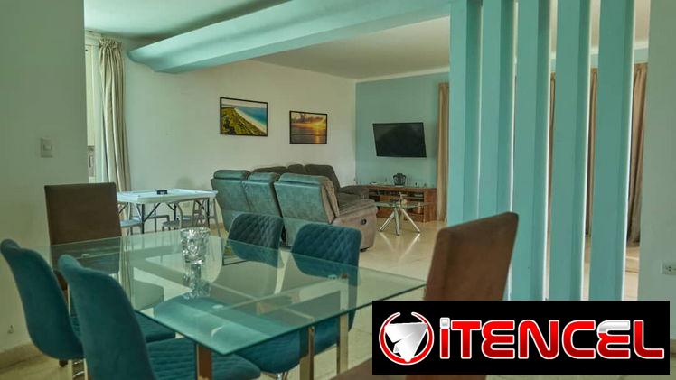 Casa con piscina en Santa Maria del mar en renta , 4 habitaciones climatizadas,  +53 52463651