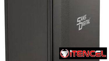 Se vende gabinete de almacenamiento tipo Tower RAID de 8 bahías, en excelente estado, funcionando al 100%