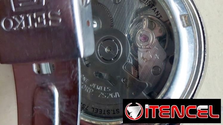 Seiko 5 de uso, único dueño. 50 USD o al cambio.