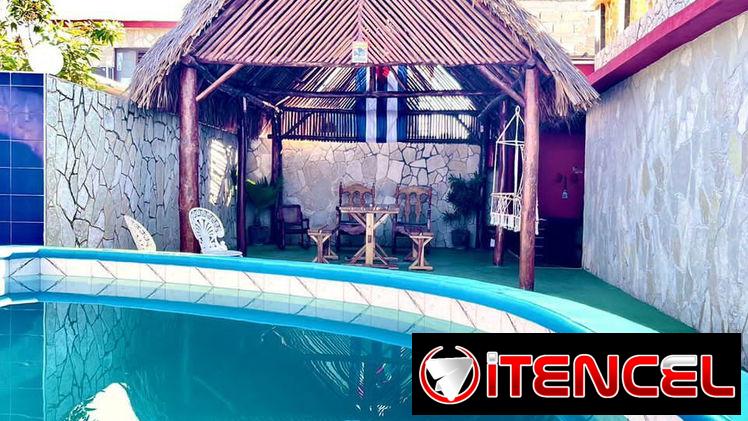 La Maison de Guanabo su mejor elección+53 52463651,  PISCINA CON RECIRCULACIÓN Y PLANTA ELÉCTRICA.