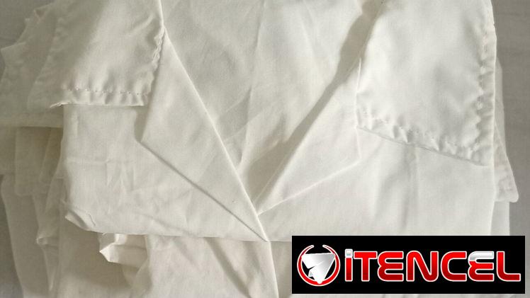 Bermuda talla 18 y 20 pantalón azul talla 30 blusas talla 18 y 20 $900 la pieza