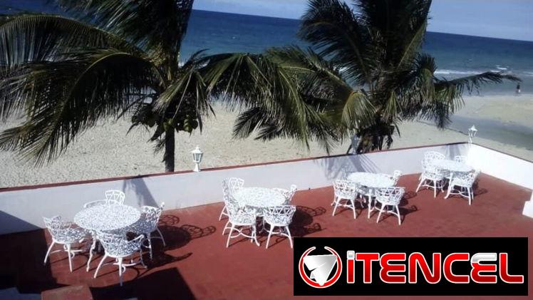 Renta de casa con piscina en Guanabo, con bellas vistas.