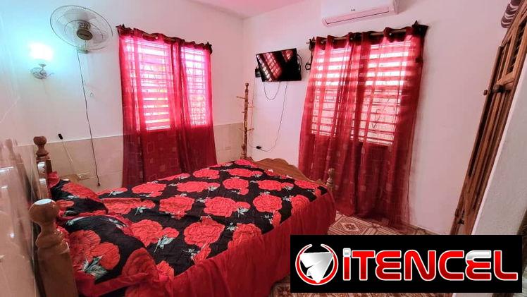 Aprovecha Rebaja de precio , playa de Guanabo ,casa con piscina+53 52463651 ,tres habitaciones , N