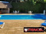 Alquiler de casa en Playa de dos habitaciones con piscina. Disponible para renta lineal