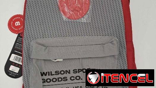 Mochila marca WILSON Original.