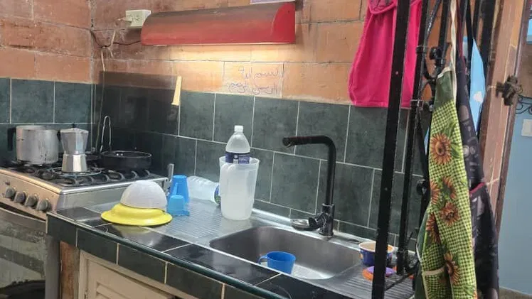 Apartamento 4to piso 2 cuartos Vedado 20mil usd 53582376