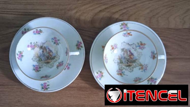 Tazas de porcelana europea. 58943104