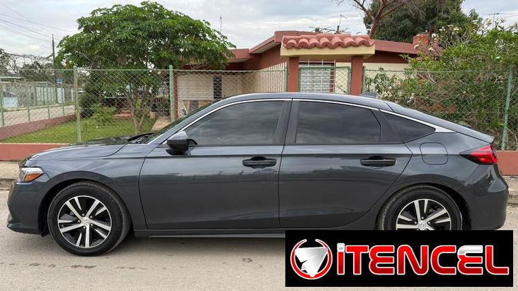 HONDA CIVIC HATCHBACK 2024