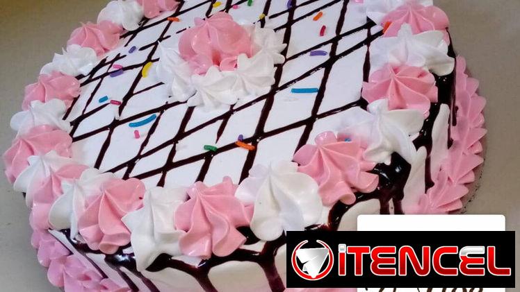 Cake de panetela de vainilla/ de chocolate , pedidos con un día de antelación y mensajería un costó aparte