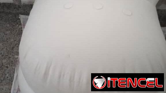 Combo de piscina y butaca inflable con bomba manual. 58943104