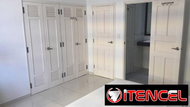 🌇 Apartamento Independiente con Vista al Malecón – Vedado REF 1355
