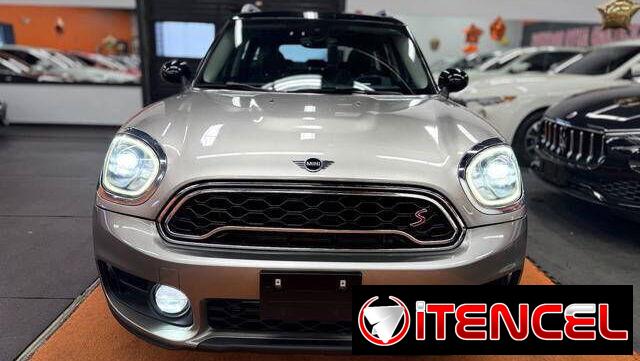 2019 mini country man couper