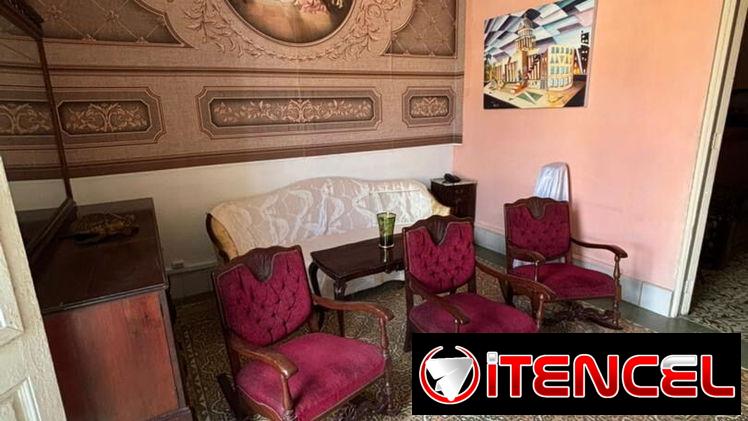 LR6 🏢 Apartamento en Prado y Malecón – Inversión Turística