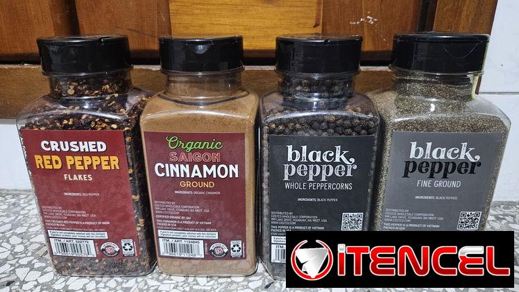 Pimienta negra y chile rojo triturado