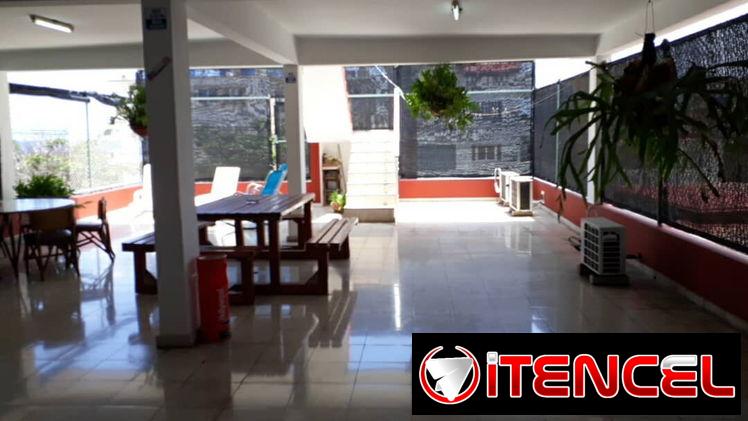 Casa de renta en el Vedado , muy acogedora , WhatsApp+53 52463651 , Tres Apartamentos independientes , E
