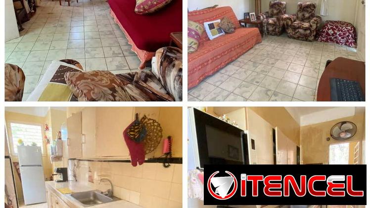Venta de casa bi planta en bajos de 3 cuartos en playa 65000 usd