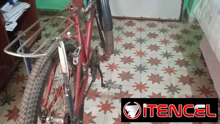 Bicicleta 24 de uso + cámara de repuesto!