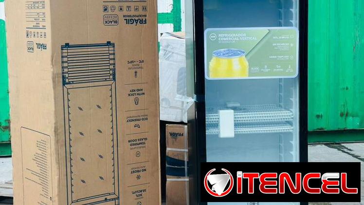 Refrigeradores y neveras exhibidoras