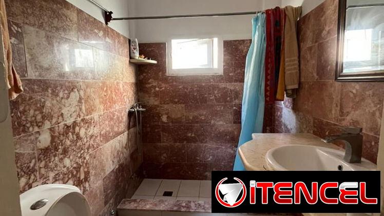 Apartamento en Alturas de Miramar 3 cuartos 2 baños