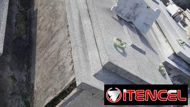 Vendo boveda con traspaso en cementerio de colon