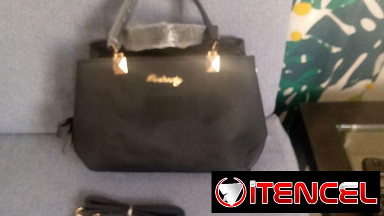 Cartera negra