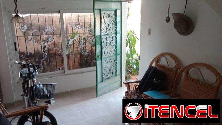 RENTA DE APARTAMENTO VEDADO A 1 CUADRA DEL CALIXTO GARCÍA 350 USD