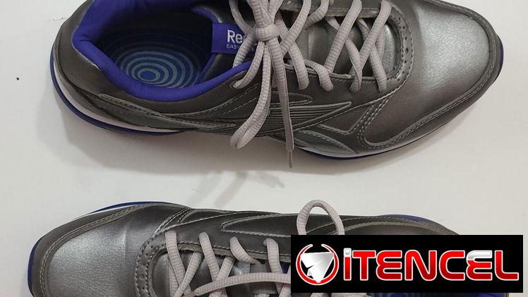 Tenis plateados Reebook