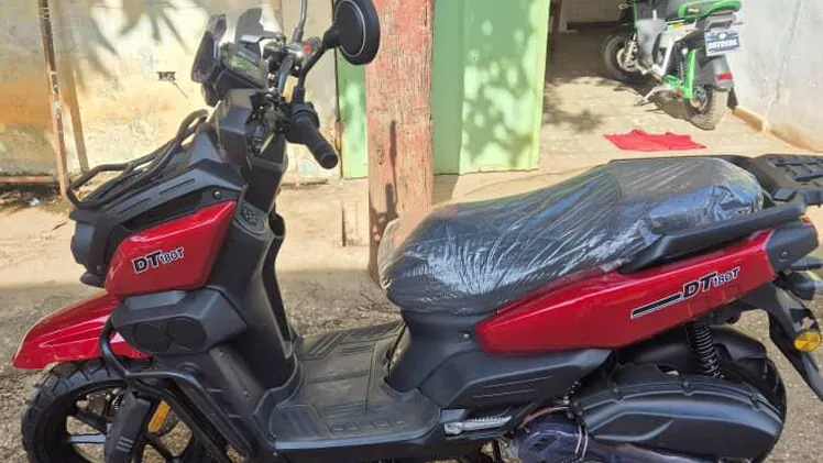 MOTO DE COMBUSTION MARCA DT