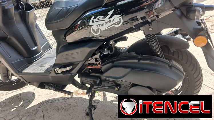 Moto 150cc scooter Thunder