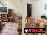 Se vende casa en Playa. Triplanta interior.