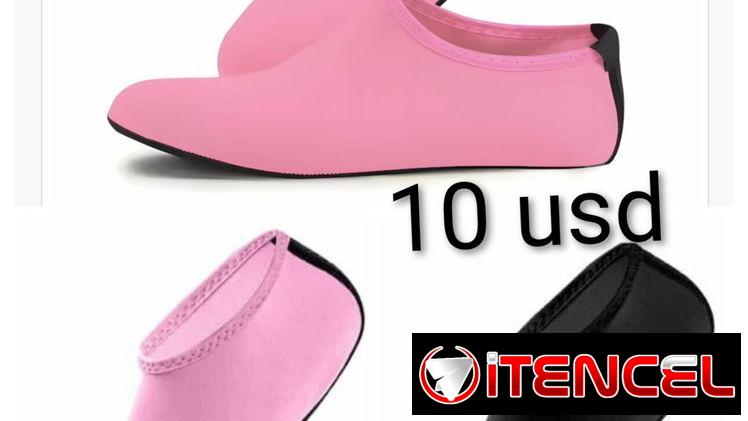 Zapatillas antideslizante para diversos usos como caminar dentro de la casa para la playa y nada y practicar danza.