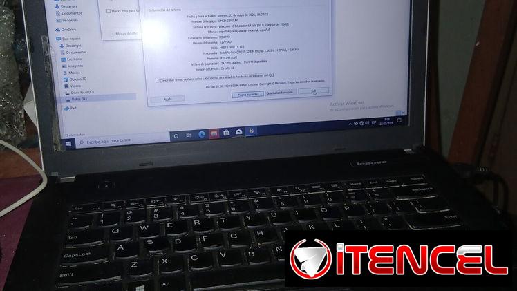 Laptop de uso marca Lenovo