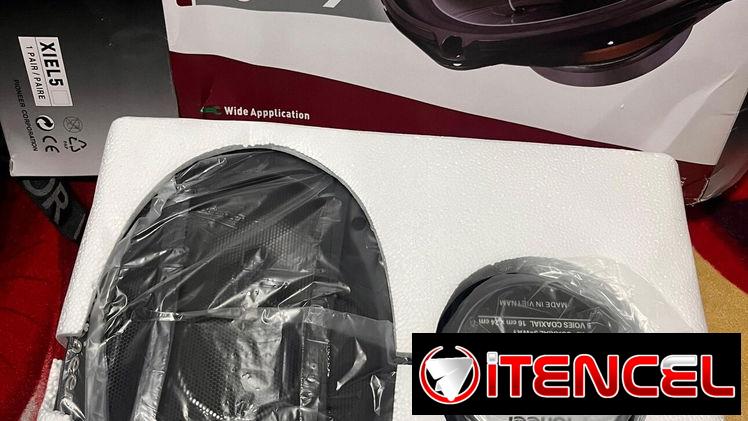 Bocina de carro marca Pioner en oferta