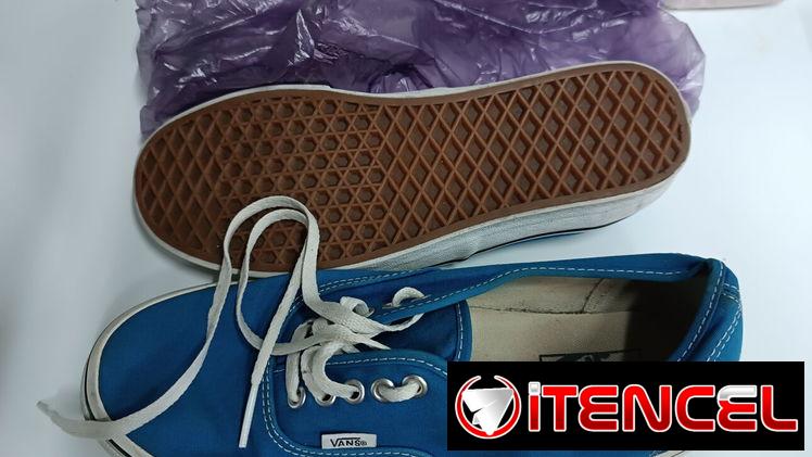 Zapatillas Vans único 10.5 es como un 42