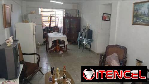 Amplio apartamemto de  cuartos sala comedor cocina terraza y patio exelente ubicacion