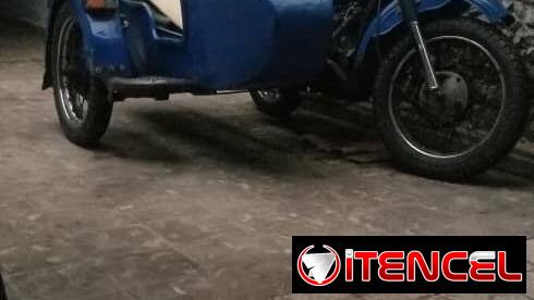Vendo moto ural .
