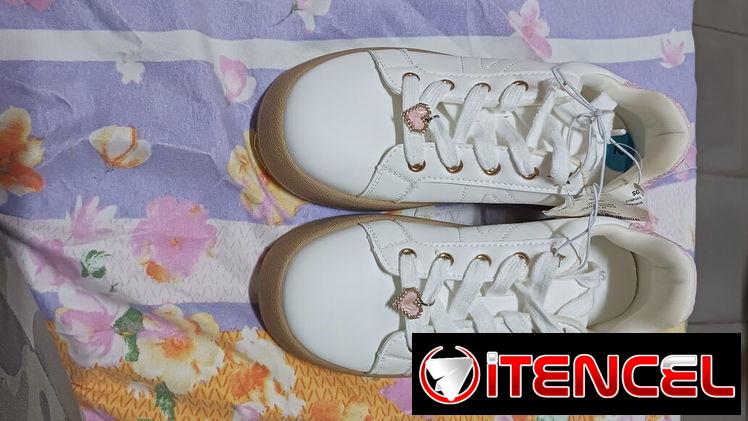2 pares de tenis nuevos #33, de niña.