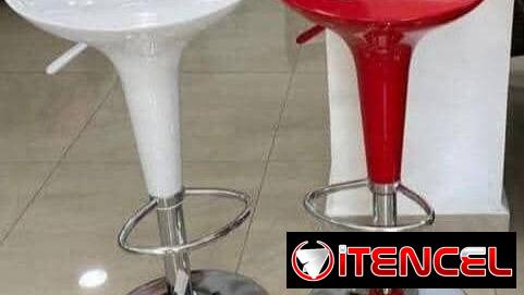 Banquetas y plásticas
