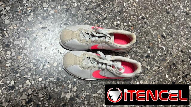 Tenis originales de poco uso #37