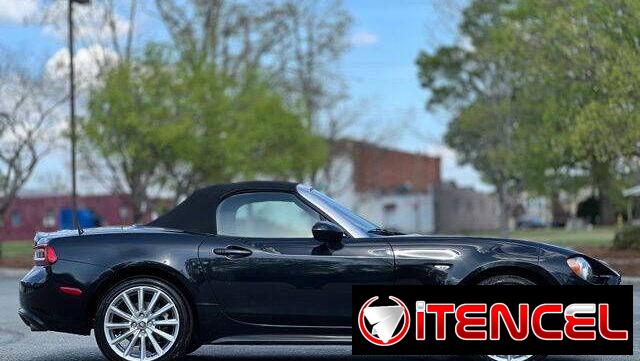 2017 FIAT 124 spider lusso