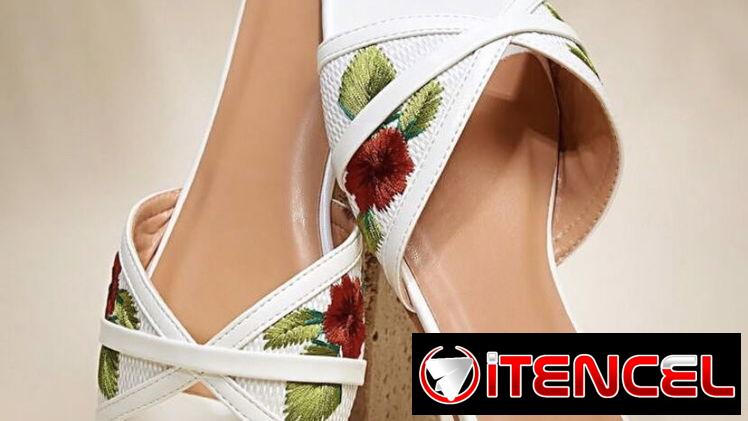 TODAS LAS SANDALIAS con 30% DE DESCUENTO
