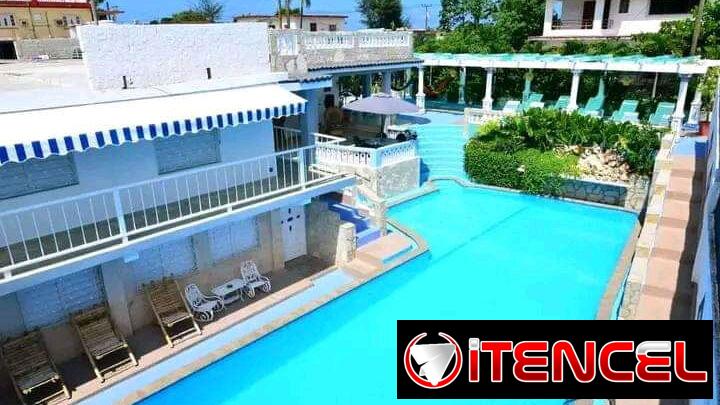 ESPECTACULAR PISCINA EN LA PLAYA DE BOCA CIEGA +53 52463651 HABANA ,CUBA 🌊🌊VILLA  de 9 habitaciones en ofertas