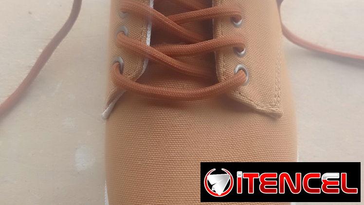 Zapato nuevo de piel fuerte