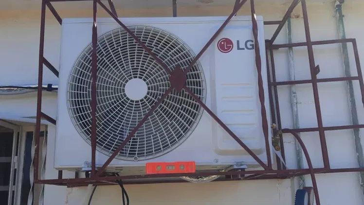 Garantizo mis trabajos en equipos de clima (Split).Montaje,desmontaje,mantenimiento,defectación y reparaciones 52966031