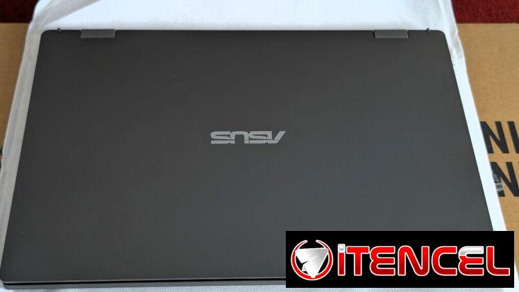 Laptop Asus,pantalla HD, Super oferta
